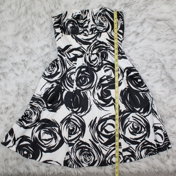 WHBM White & Black Strapless Dress - Picture 4 of 8